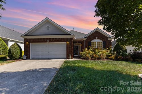 881 Platinum Dr, Fort Mill, SC, 29708-8933 | Card Image