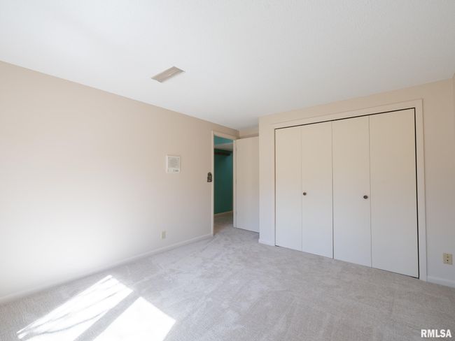 7619 N Melissa Ln, Condo with 3 bedrooms, 3 bathrooms and null parking in Peoria IL | Image 25