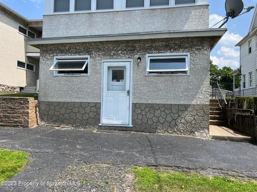 913 S Webster Ave, Scranton, PA, 18505-4096 | Card Image