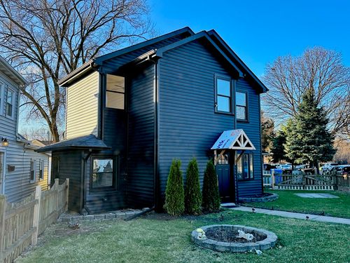 8325 W Forest Preserve Ave, Chicago, IL, 60634-2824 | Card Image
