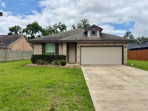 2268 Riveroaks Dr, West Columbia, TX, 77486-9478 | Card Image