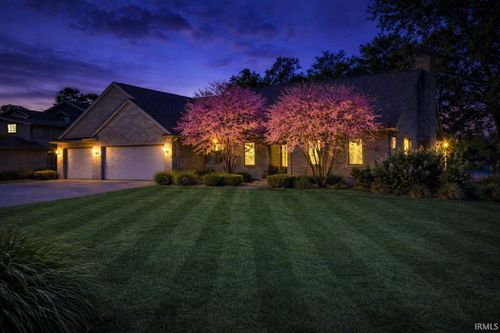 4320 Cottage Ave, Mishawaka, IN, 46544-3847 | Card Image