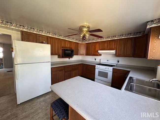 2502 Wolfs Point Dr, House other with 3 bedrooms, 2 bathrooms and null parking in Rochester IN | Image 25