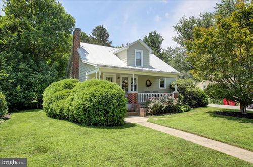 30 Wyrick Ave, SHIPPENSBURG, PA, 17257-1734 | Card Image