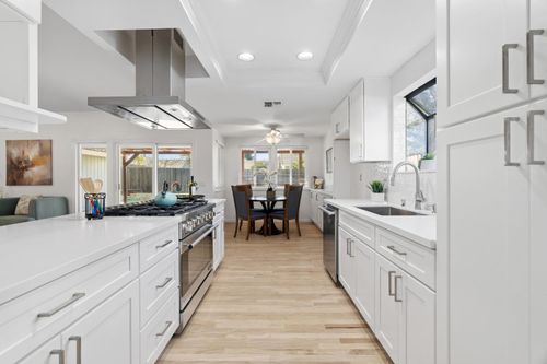 1333 Stonebridge Way, Roseville, CA, 95661 | Card Image