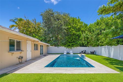 0-1837 Ne 48th Ct, Pompano Beach, FL, 33064-5809 | Card Image
