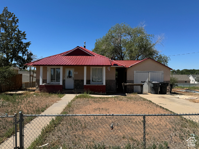 200 , Roosevelt, UT 84066