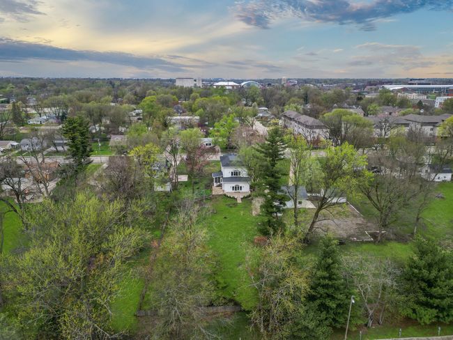 1005 Hovey Ave, House other with 3 bedrooms, 4 bathrooms and 11 parking in Normal IL | Image 8