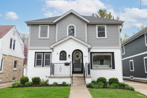 4954 N Diversey Boulevard, Whitefish Bay, WI, 53217 | Card Image