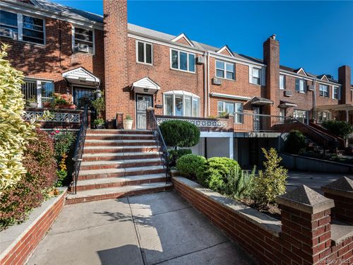 5107 64th St, Woodside, NY, 11377-5806 | Card Image