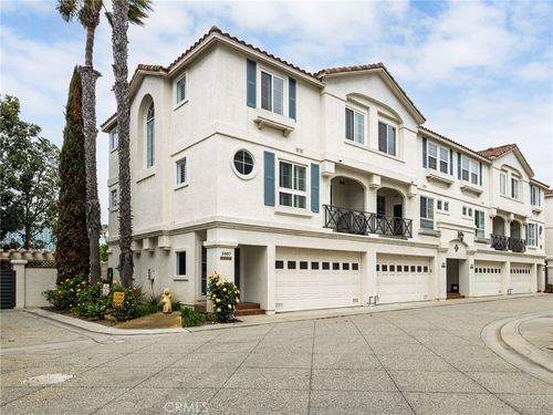 7-5447 Marine Ave, Lawndale, CA, 90260-1102 | Card Image