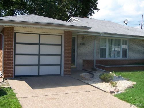 649 San Gabriel Pl, Saint Louis, MO, 63125-1165 | Card Image