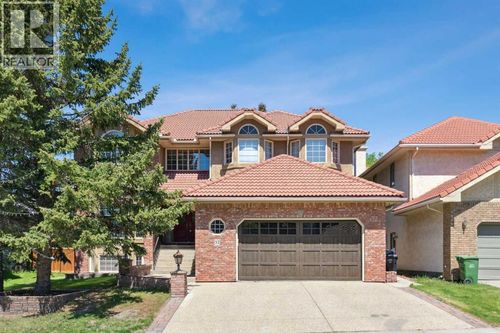 52 Edgeview Rd Nw, Calgary, AB, T3A4T8 | Card Image