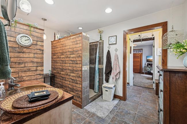 4711 N Elm Tree Rd, House other with 4 bedrooms, 2 bathrooms and null parking in Conover OH | Image 19
