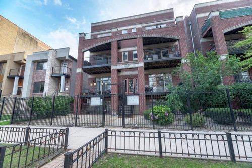 4s-4224 S King Dr, Chicago, IL, 60653-2598 | Card Image