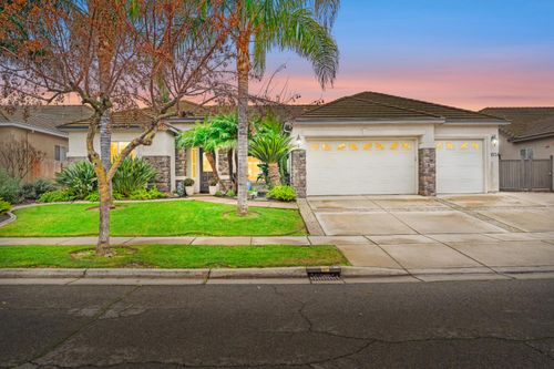 1934 Nina Way, Yuba City, CA, 95993-1428 | Card Image