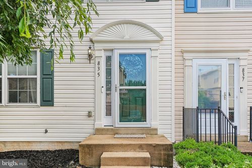 835 Vanderbilt Ter Se, LEESBURG, VA, 20175-4504 | Card Image