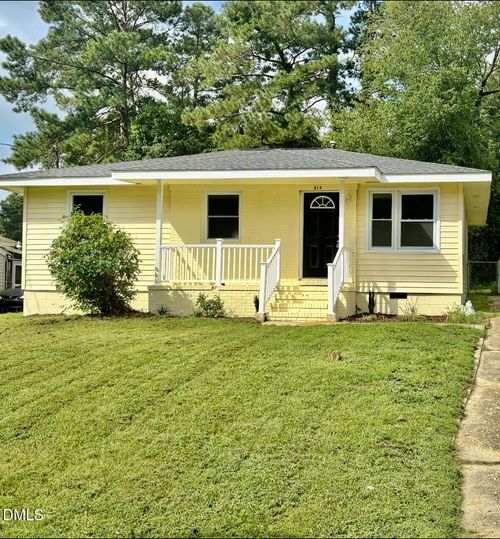 914 Fleetwood Dr, Fayetteville, NC, 28305-5514 | Card Image