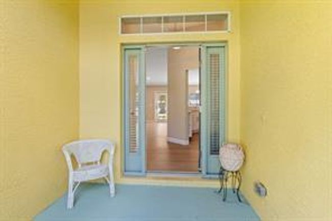 1590 Polynesian Ln, House other with 4 bedrooms, 2 bathrooms and null parking in SEBASTIAN FL | Image 4