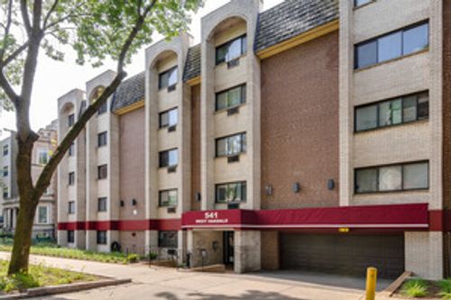 apt-418-541 Oakdale Ave, Chicago, IL, 60657-5745 | Card Image