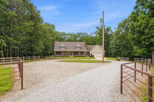 997 Camp Creek Rd, Highlandville, MO, 65669-7204 | Card Image