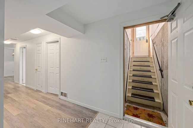 58 Sunrise Cres, House other with 5 bedrooms, 2 bathrooms and 2 parking in London ON | Image 22