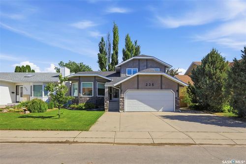 235 Bronson Way, Saskatoon, SK, S7J5E5 | Card Image