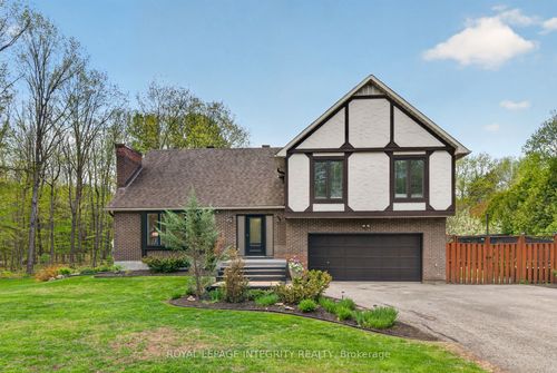 285 Fireside Drive, Constance Bay - Dunrobin - Kilmaurs - Woodlawn, ON, K0A3M0 | Card Image
