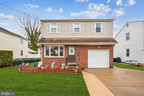 1535 Tinsman Ave, PENNSAUKEN, NJ, 08110-2813 | Card Image