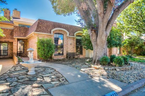 5121 Fairway Dr, San Angelo, TX, 76904-8756 | Card Image