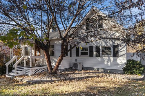 430 W 4th St, Imlay City, MI, 48444-1048 | Card Image