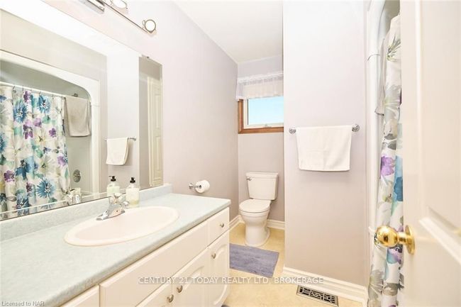 1284 Line 7 Rd, House other with 3 bedrooms, 2 bathrooms and 10 parking in Niagara on the Lake ON | Image 32