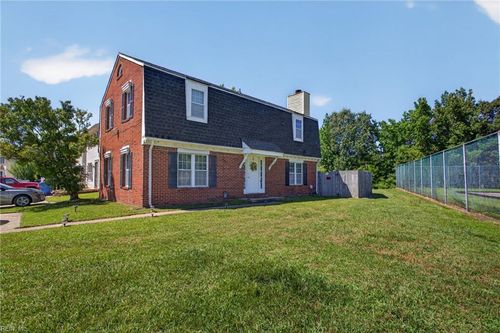 4718 Greenlaw Dr, Virginia Beach, VA, 23464-6357 | Card Image