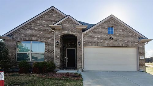 9228 Pepper Grass Dr, Fort Worth, TX, 76131-2169 | Card Image