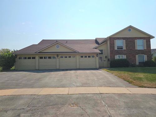 apt-c-4113 Lexington Ct Ne, Cedar Rapids, IA, 52402-7504 | Card Image