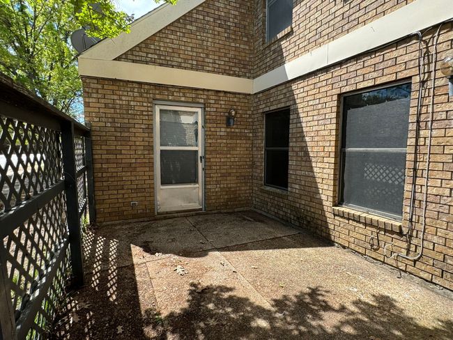 3400 Ambassador Row, Townhouse with 3 bedrooms, 3 bathrooms and null parking in Dwg TX | Image 4