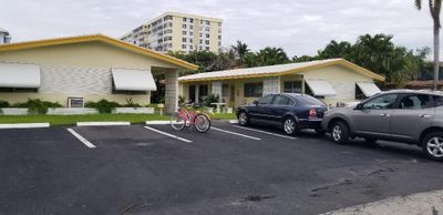 756 Se 19th Ave, Home with 0 bedrooms, 0 bathrooms and 4 parking in Deerfield Beach FL | Image 3