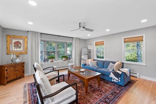 0-15 Meadow Ln, Marblehead, MA, 01945-3430 | Card Image
