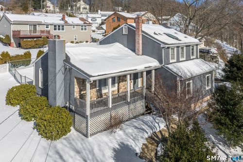 71 Sentinel Hill Rd, Derby, CT, 06418-2423 | Card Image