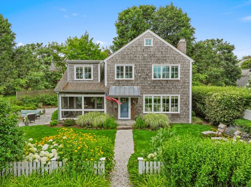 84 Shorefront Park, Norwalk, CT, 06854-3753 | Card Image