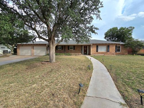 2305 Country Club Dr, Midland, TX, 79701-5663 | Card Image
