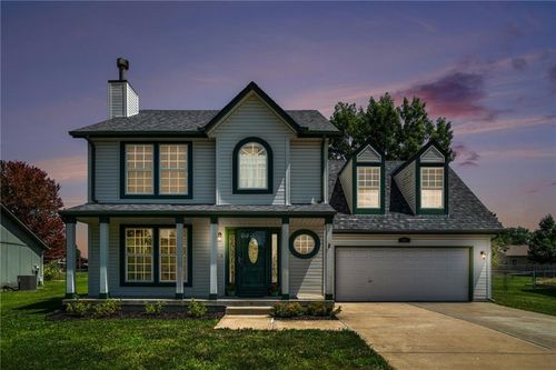 321 N Pine St, Gardner, KS, 66030-1607 | Card Image
