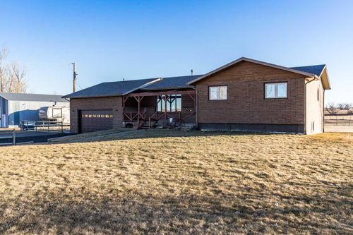 6017 Township Road 120, Irvine, AB, T0J2P0 | Card Image