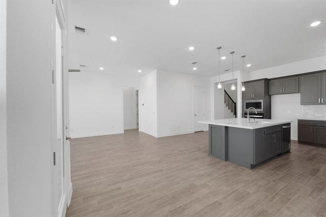 6122 Lush Passture Ln, House other with 3 bedrooms, 3 bathrooms and 2 parking in Manvel TX | Image 7