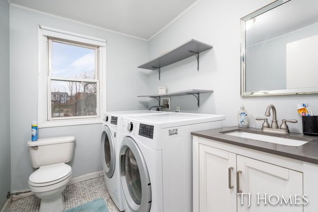 16-web-or-mls-2215 Maguire-11 | Image 17