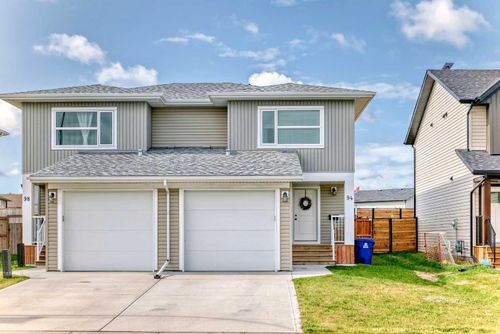 94 Ava Crescent, Blackfalds, AB, T4M0M8 | Card Image