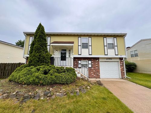 20552 Frankfort Square Rd, Frankfort, IL, 60423-8128 | Card Image