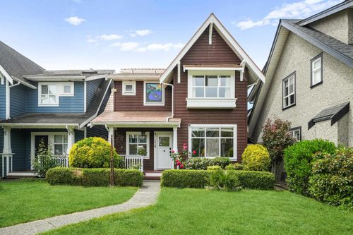 178 Pier Pl, New Westminster, BC, V3M7A2 | Card Image