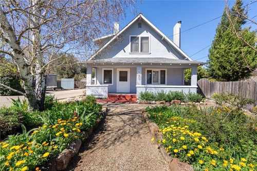 6390 Navajoa Ave, Atascadero, CA, 93422-4146 | Card Image