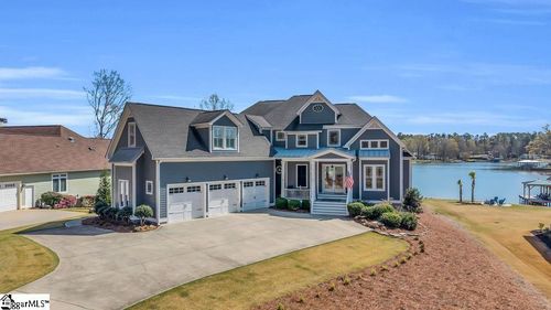 320 Commonwealth Dr, Ninety Six, SC, 29666-8301 | Card Image